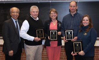 Dr. John Christian receives the Zoetis Distinguished Teacher Award