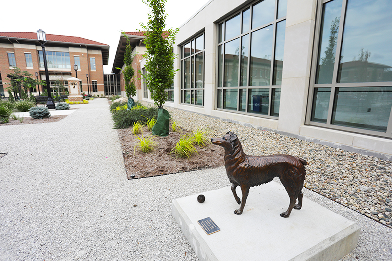 image of The Dolores McCall Pet Tribute Garden